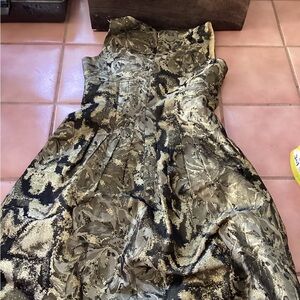 Jones New York Strapless Dress in Black and Gold Pattern